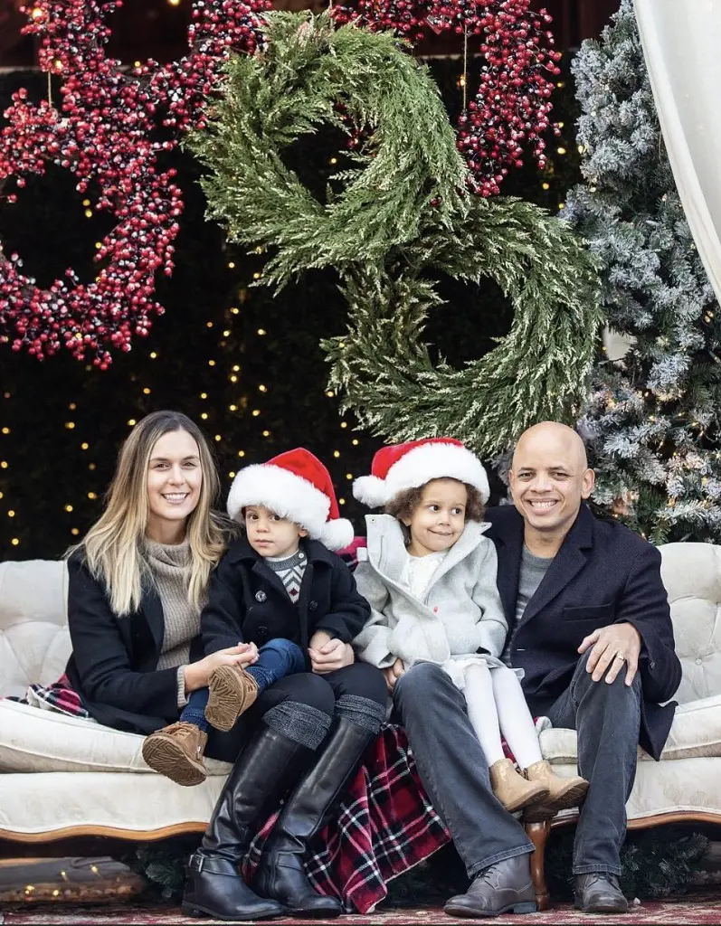 Shantay tweeted a family portrait wishing his following a Merry Christmas 2020