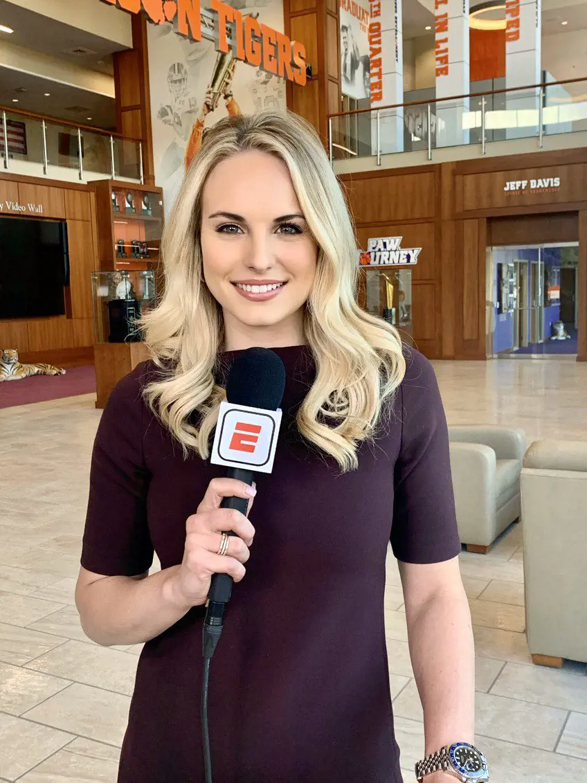 Katie reporting for ESPN on ground for the 6PM show of the SportsCenter, live from the Clemson Tigers club. 